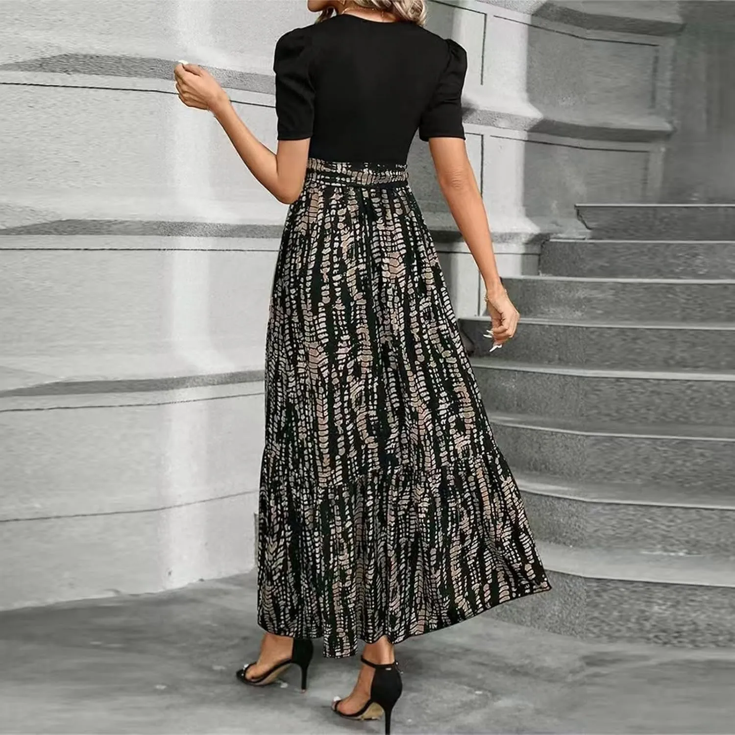 Azeralia Women's Summer Casual Flutter Short Sleeve Crew Neck Smocked Elastic Waist Tiered Midi Dress Elegant Beach Dress