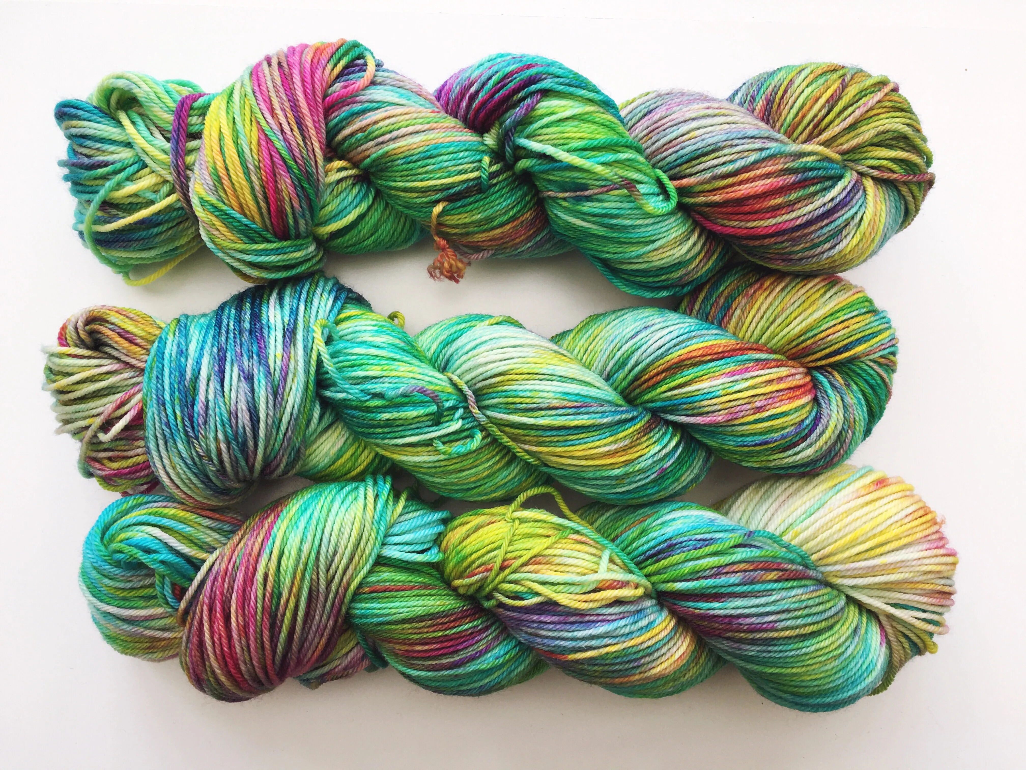 Hendricks - Hand dyed DK yarn 100g/225M superwash merino
