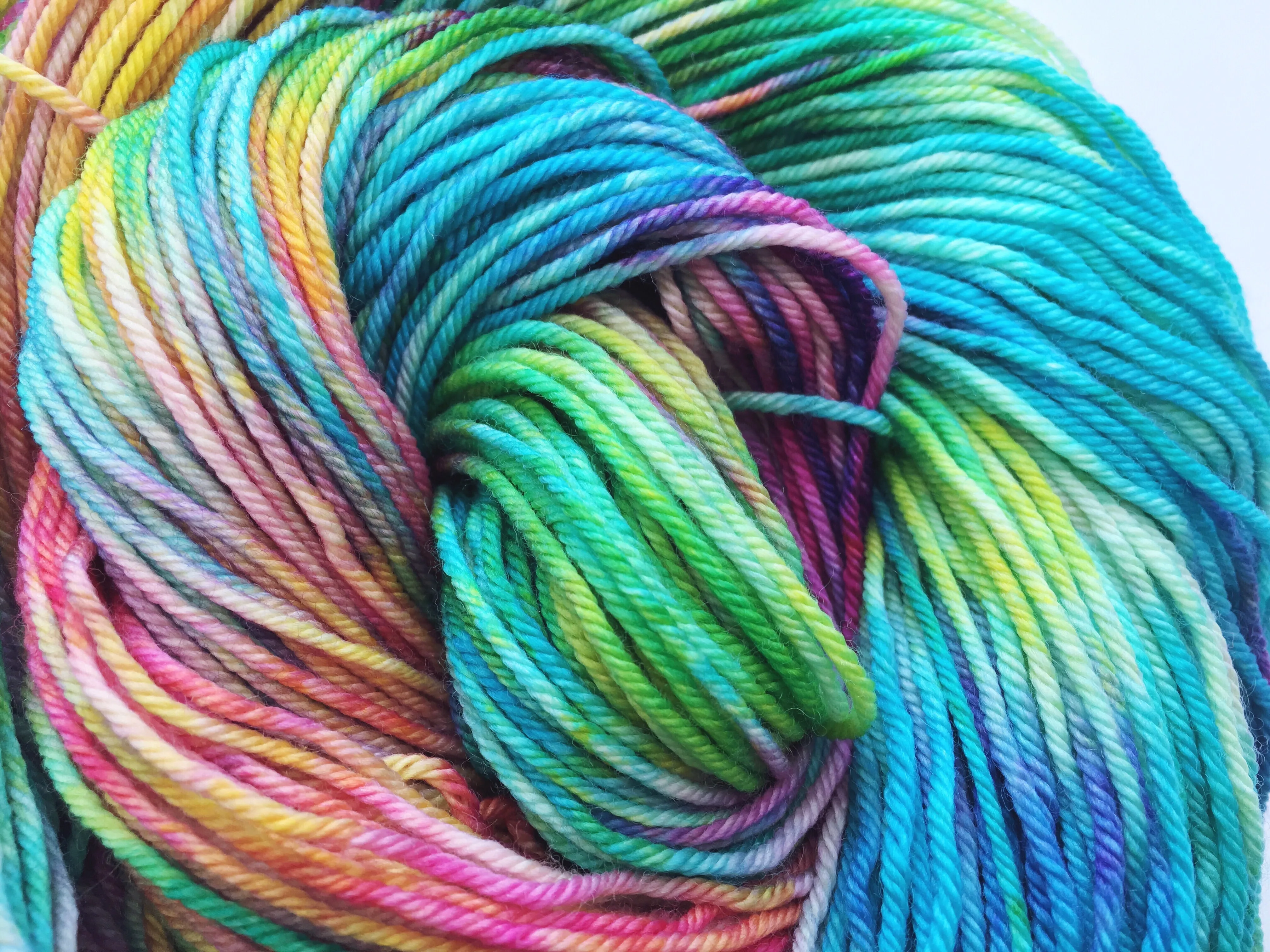 Hendricks - Hand dyed DK yarn 100g/225M superwash merino