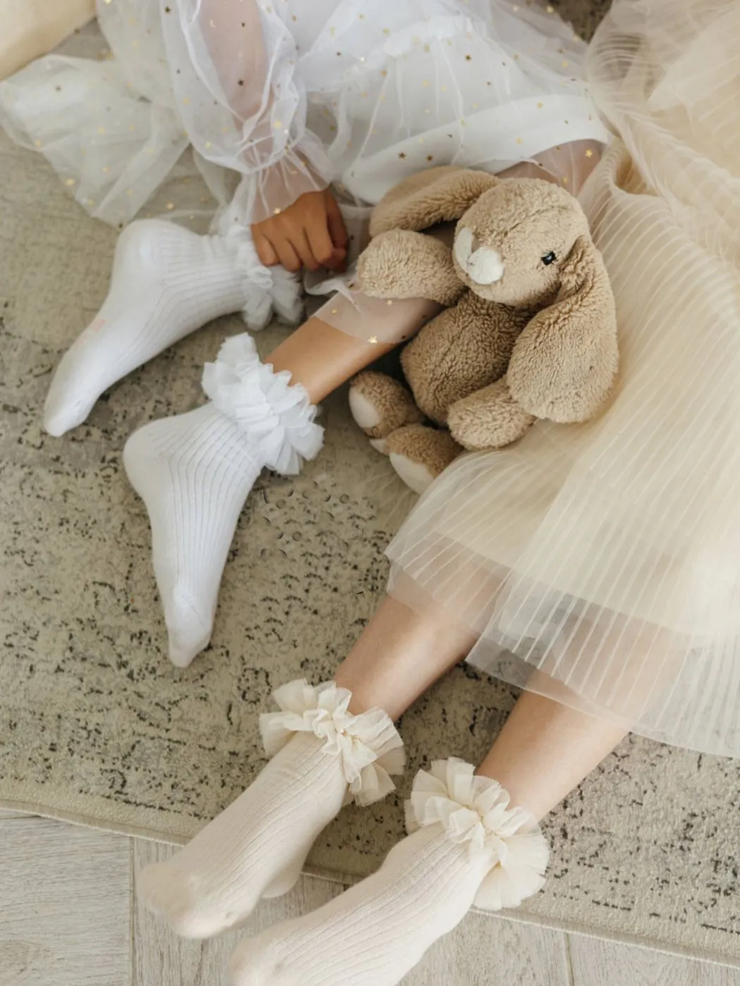 NENA BEBE girl's ribbed socks with tulle ruffle-5039 ecru